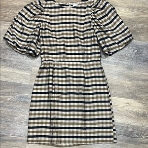 H&M Black and Cream Checkered Long Sleeve Dress